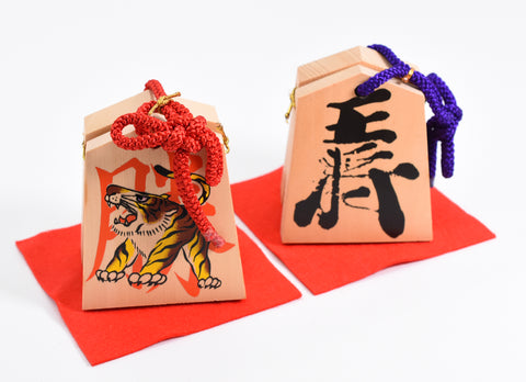 Castanet Amulet Shogi style Tiger and Osho design Victory/Good Luck lucky charm Japan Vintage