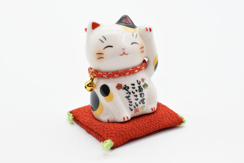 Maneki Neko Calico color Beckoning Cat Lucky cat for good luck H6.0cm 7531
