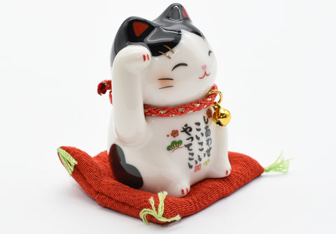 Maneki Neko Black and White color Beckoning Cat Lucky cat for good luck H6cm 7534
