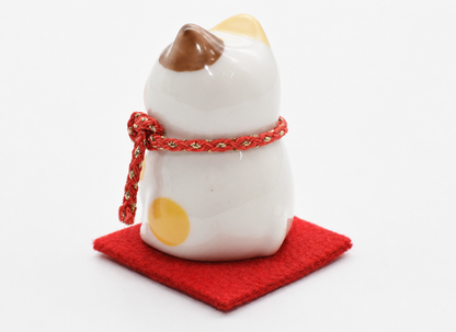 Maneki Neko Brown color Beckoning Cat Lucky cat for good luck H6.0cm 7532