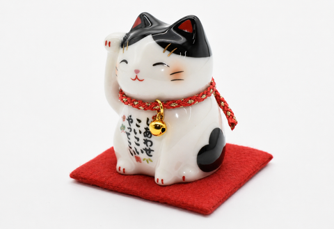 Maneki Neko Black and White color Beckoning Cat Lucky cat for good luck H6cm 7534