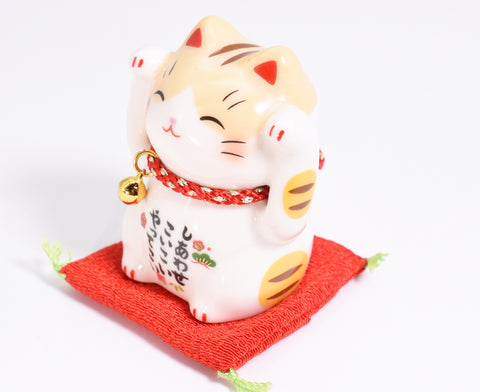 Maneki Neko white orange color Beckoning Cat Lucky cat for Good luck H6.0cm 7627