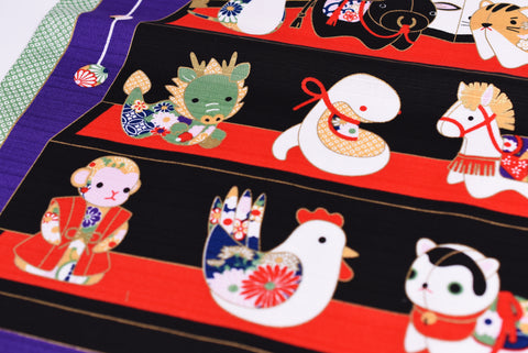 Maneki Neko Beckoning Cat and Sakura design Red/Black Furoshiki paños de envoltura tradicionales japoneses hechos en Japón