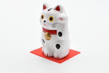 Maneki Neko White color Beckoning Cat Lucky cat for good luck H7.5cm TC-01