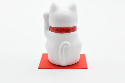 Maneki Neko White color Beckoning Cat Lucky cat for good luck H7.5cm TC-01
