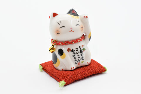 Maneki Neko Calico color Beckoning Cat Gato de la suerte para la buena suerte H6.0cm 7531