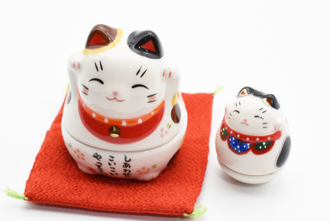 Maneki Neko Color blanco junto con gato blanco en el interior Gato que hace señas Gato de la suerte para la buena suerte H7.0cm H4.5cm 7321
