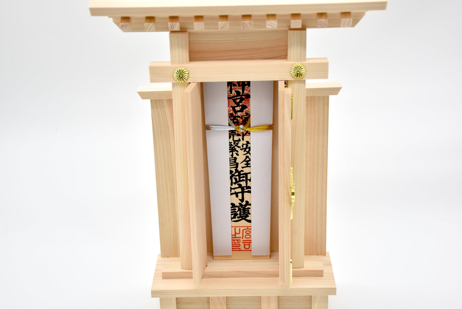 OMAMORI alter Kamidana temple Japanese shrine design Omamori Ofuda pray kamidana
