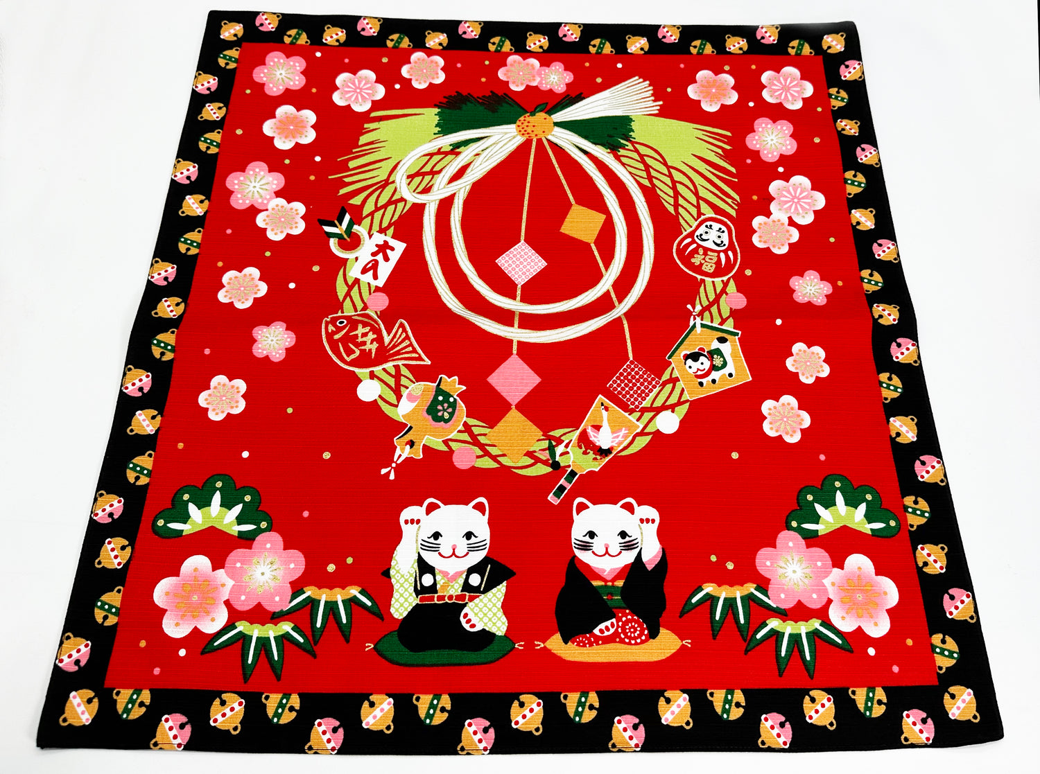 Santuário japonês e Monte Fuji com coelhos para o ano novo Furoshiki, panos de embrulho tradicionais japoneses feitos no Japão