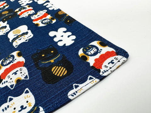 Maneki Neko acenando design de gato Azul Furoshiki panos de embrulho tradicionais japoneses feitos no Japão